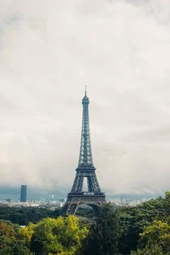 Paris Eiffel Tower during daytime 写真素材