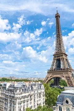 Paris, the Eiffel Tower 库存照片