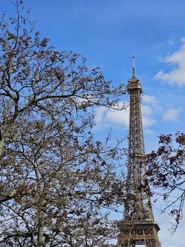 Paris Eiffel Tower, in spring with beautiful sky in the background 写真素材