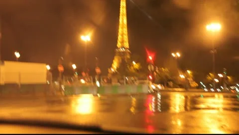 Paris Eiffel Tower with traffic Stock-Footage 11426103