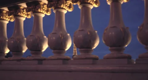 Paris in the evening on the Bridge - Eiffel Tower Video stock 68543122