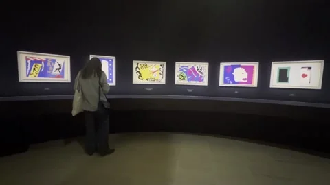 Paris exhibition reviews final phase of Henri Matisse career, París, FR - 20 Mar 库存影片 331135703