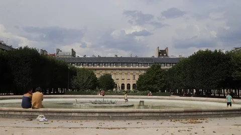 Paris fountain Stock Footage 109224420