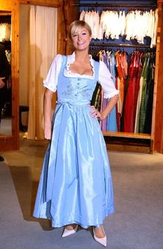  Paris Hilton modelling dresses for a clothes shop in Munich, Germany - 14... Foto stock