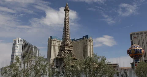 Paris Hotel Casino Eiffel Tower Las Vegas Landmarks Bellagio Water Fountain Show Stock-Footage 44405530