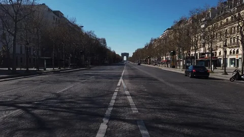 Paris Lock-down - Les Champs-elysées under covid19 (Coronavirus) Stock Footage 127483584