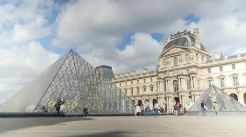 Paris Louvre Pyramid Time Lapse Vídeo Stock 44267084