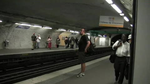 Paris metro 1 Stock-Footage 282824