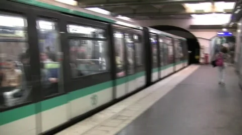 Paris metro 12 Vídeo Stock 282829