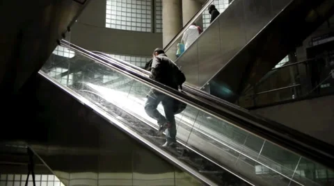 Paris metro 33. Stock Footage 997299