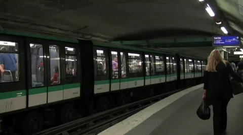 Paris metro 4 Stock Footage 282840