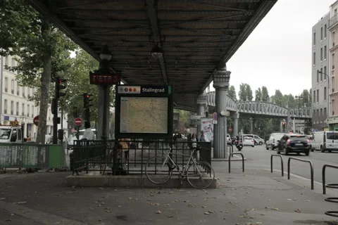 Paris, metro Stalingrad, time-laps Stock Footage 44184182