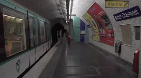 Paris Metro Subway Train Métro Leaving Station Stock Video Stock Footage 59125144