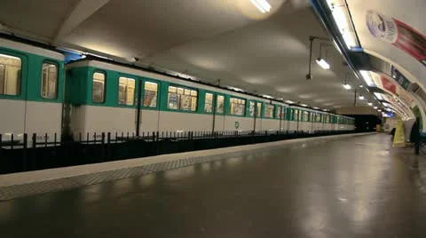 Paris metro. Train leaving. Stock Footage 11652662