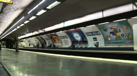 Paris Metro1 Vídeo Stock 490942