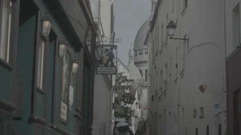 Paris, Montmartre 4 Stockbeeldmateriaal 228823334