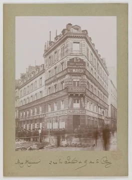 Paris Museums, Building, at the corner of the 2 rue du Sentier and 11 rue de Clr Stock Photos