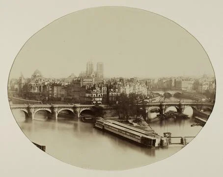 Paris Museums, Panoramic view of the Pointe de la Cite Island, Square Gallant an Stockfoto's