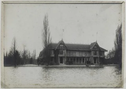 Paris Museums, Series "Bois de Vincennes", water flag, 12th arrondissement, Pari 写真素材