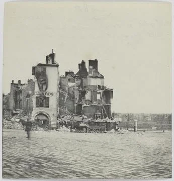 Paris Museums, St. Cloud , Black Head Hotel, Angle of the Quai , St-Cloud and Pl Stock Photos