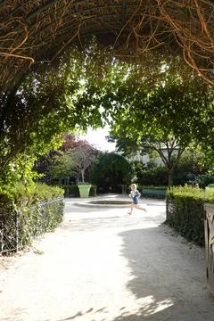 Paris, Park Square des Gres // Paris, Parc Square des Gres *** Paris, Park... 스톡 사진