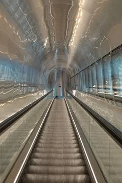 Paris, RER E, Station Porte Maillot, Architektur von Agence Duthilleul // ... Stock Photos