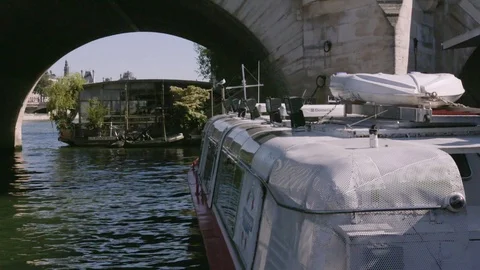 PARIS RIVER Video stock 95168420