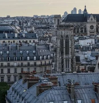 Paris Rooftop View with Historic Architecture, France 库存照片