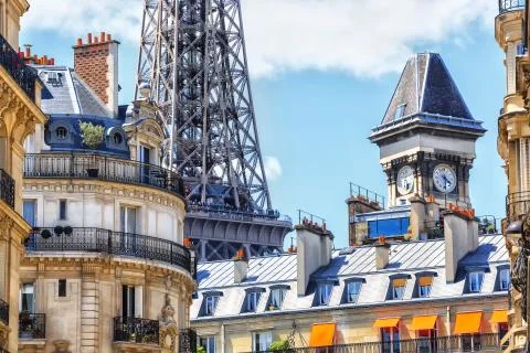 Paris rooftops against a backdrop of the Eiffel Tower Stock Photos