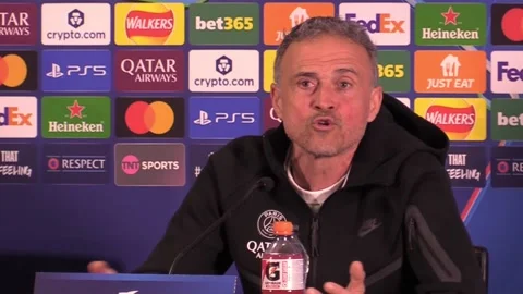 Paris Saint-Germain coach praises English teams for their high level, CHELSEA, G Vídeos de archivo 330901812