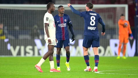 Paris Saint-Germain (PSG) VS LOSC - Ligue 1 (2026) Stock-Footage 340537766