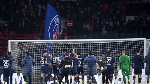 Paris Saint-Germain (PSG) VS LOSC - Ligue 1 (2026) 動画素材 340538558