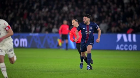 Paris Saint-Germain (PSG) VS LOSC - Ligue 1 (2026) 動画素材 340538591
