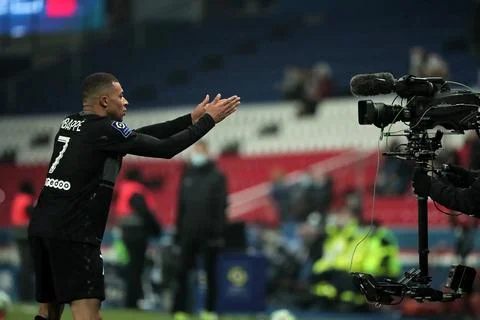 Paris Saint-Germain vs Stade Brest, France - 15 Jan 2022 Stock Photos
