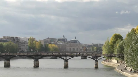 PARIS SEINE AND BRIDGE Video stock 27976701