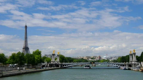 Paris Skyline Time Lapse Eiffel Tower, Alexandre Bridge, Seine River, Boat Tour 스톡 동영상 725424