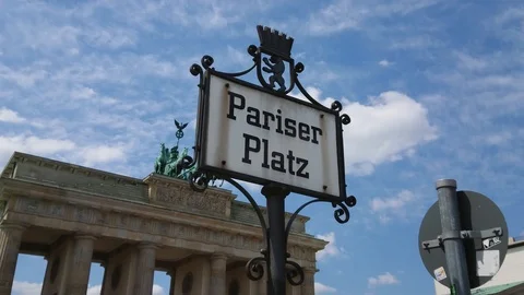 Paris Square in Berlin with Brandenburg Gate - BERLIN / GERMANY - MAY 21, 2018 Stock Footage 90305286