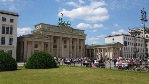 Paris Square in Berlin with Brandenburg Gate - BERLIN / GERMANY - MAY 21, 2018 Stock Footage 90305589