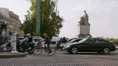 PARIS STREET SIDE Video stock 95978868