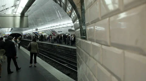 Paris subway piple Stock Footage 4512249