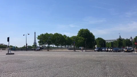Paris traffic and Eiffel tower Stock Footage 98258071