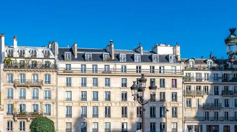 Paris, typical building Fotos de archivo
