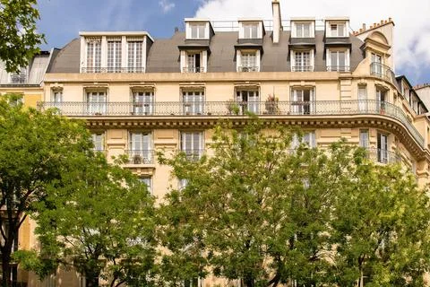 Paris, typical facade and windows Stockfoto's