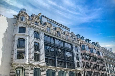 Paris, typical facade and windows Stockfoto's