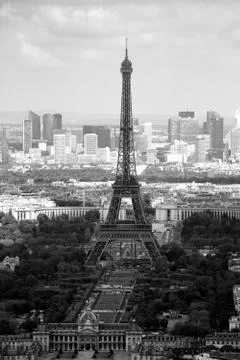 Paris_eiffel_tower_bw Stock Photos