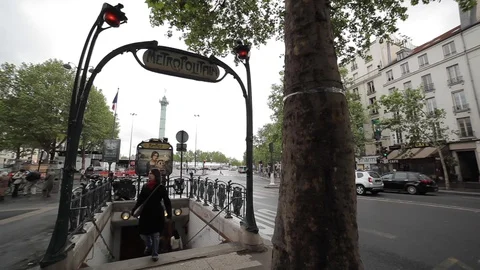 PARIS_metro_bastille Stock Footage 128590499
