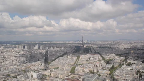 PARIS_panorama_tour_eiffel_cloudy Stock Footage 128591341