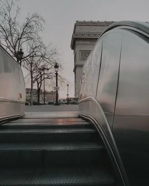 Paris.escalator.ascent.arc.triumphe.2021 Stock Footage