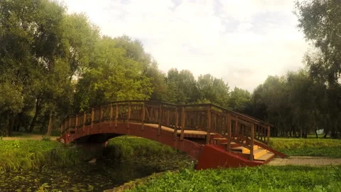Park and bridge over the river timelapse 스톡 동영상 87227236