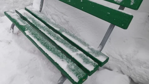 Park bench in winter Stock Footage 124325992